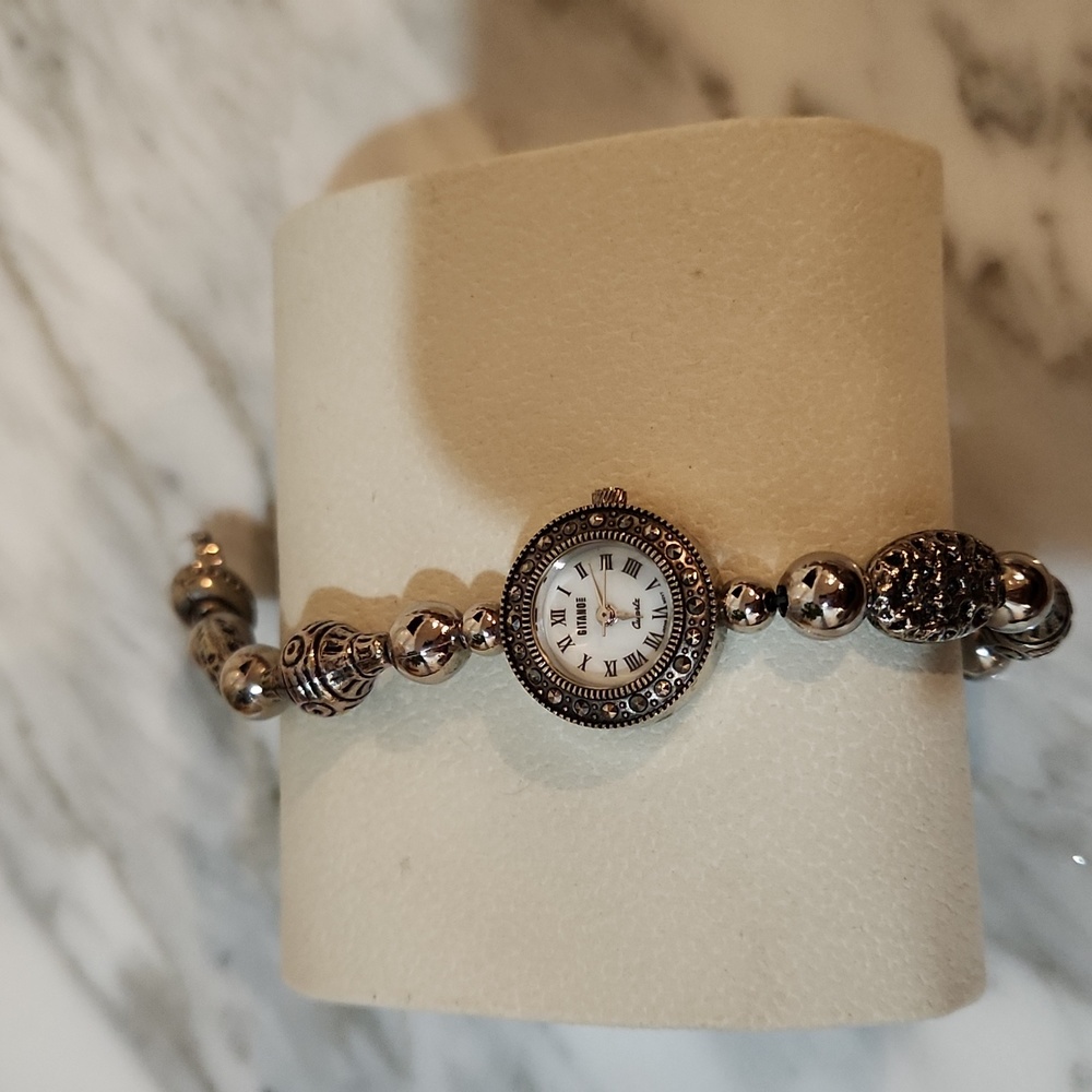 Vintage Gitano silver quartz watch